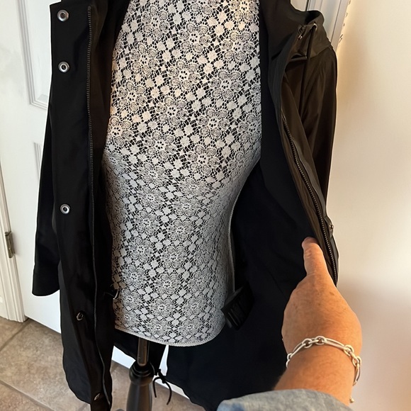 MACKAGE CANADA LADIES BLACK HOODIE JACKET/XS-EUC - Picture 9 of 13